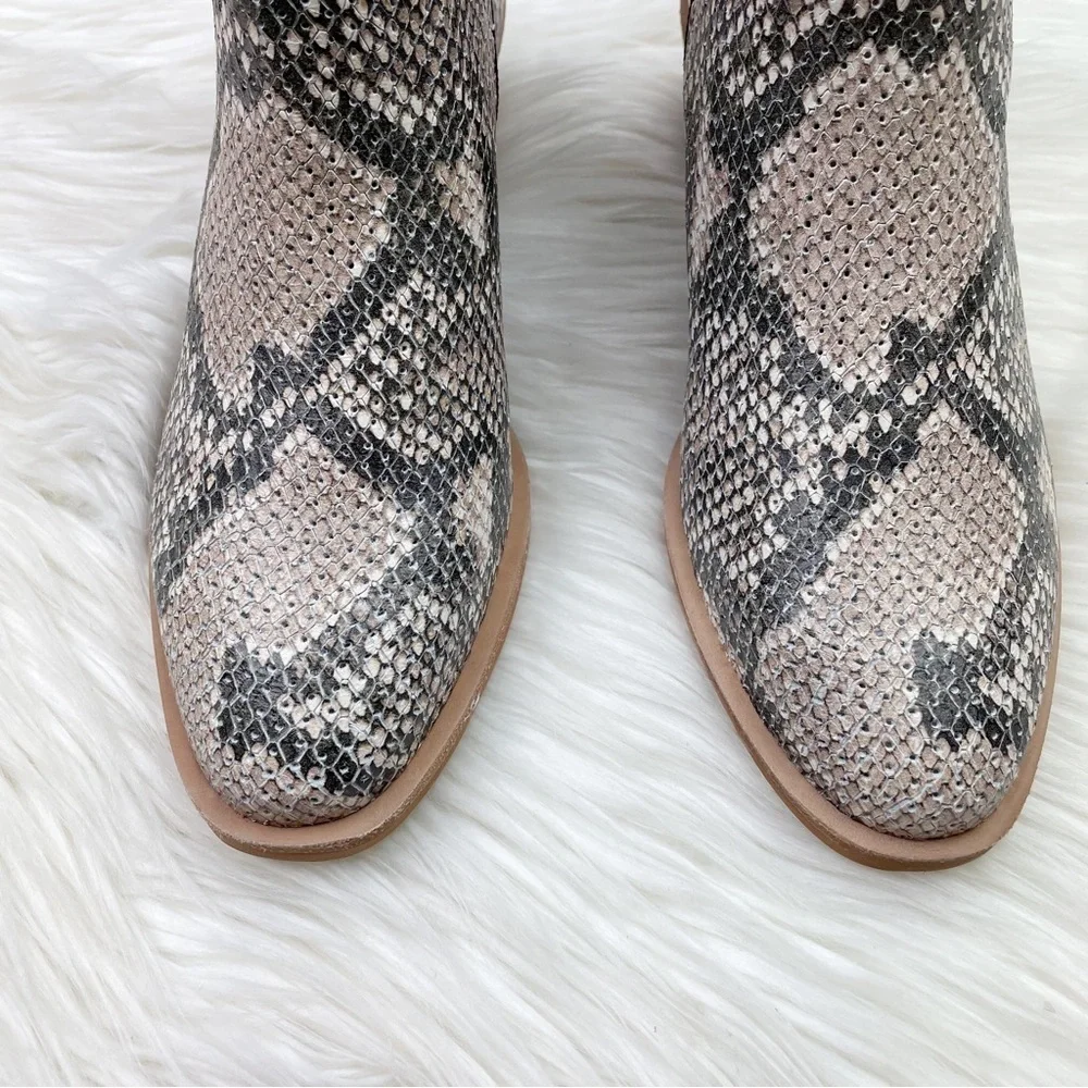 New Vince Camuto Arendara Snake Print Leather Booties in Warm Roccia
